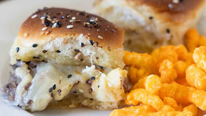 Mixed Deli Hawaiian Roll Sliders is a tasty & easy meal or snack that has the variety to make everyone happy. Perfect for Game Day or anytime!