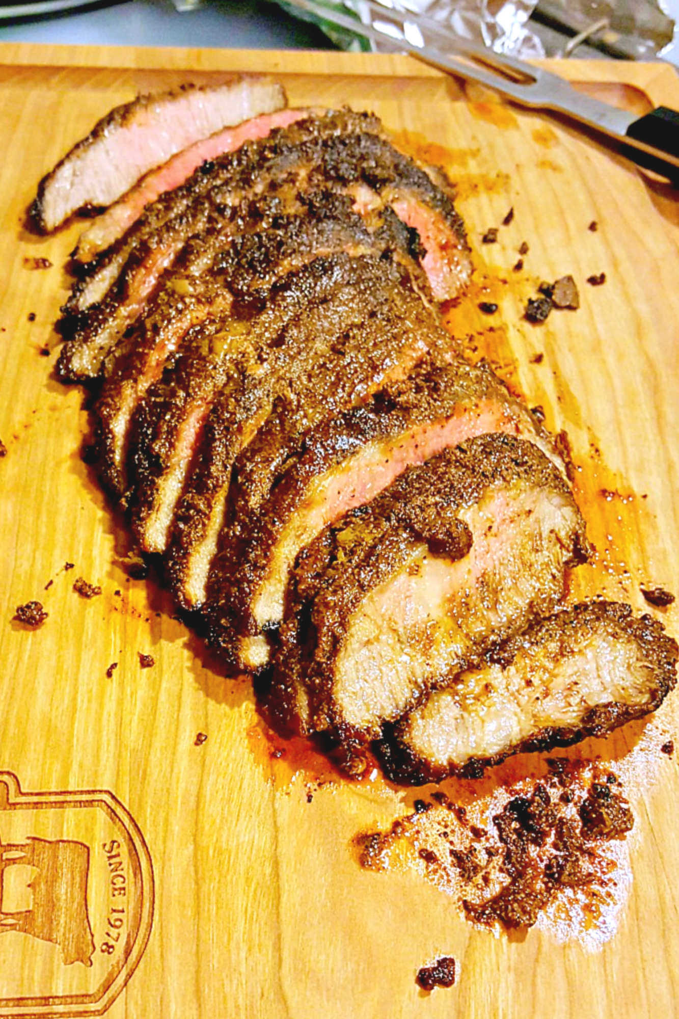 Bold coffee flavor meets smoky spices in this Coffee Rubbed Flat-Iron Roast. The crust turns dark and savory, the center stays tender, and every slice brings big steakhouse energy without a complicated method. #OurFamilyTable #coffeerubbed #flavorful #foodlover #CoffeeRubbedBeef #FlatIronRoast #CoffeeLoversUnite #BBQSeasoning #InstaFoodieFaves #BeefRoast #EasyDinner #SundayDinner #HomemadeRub