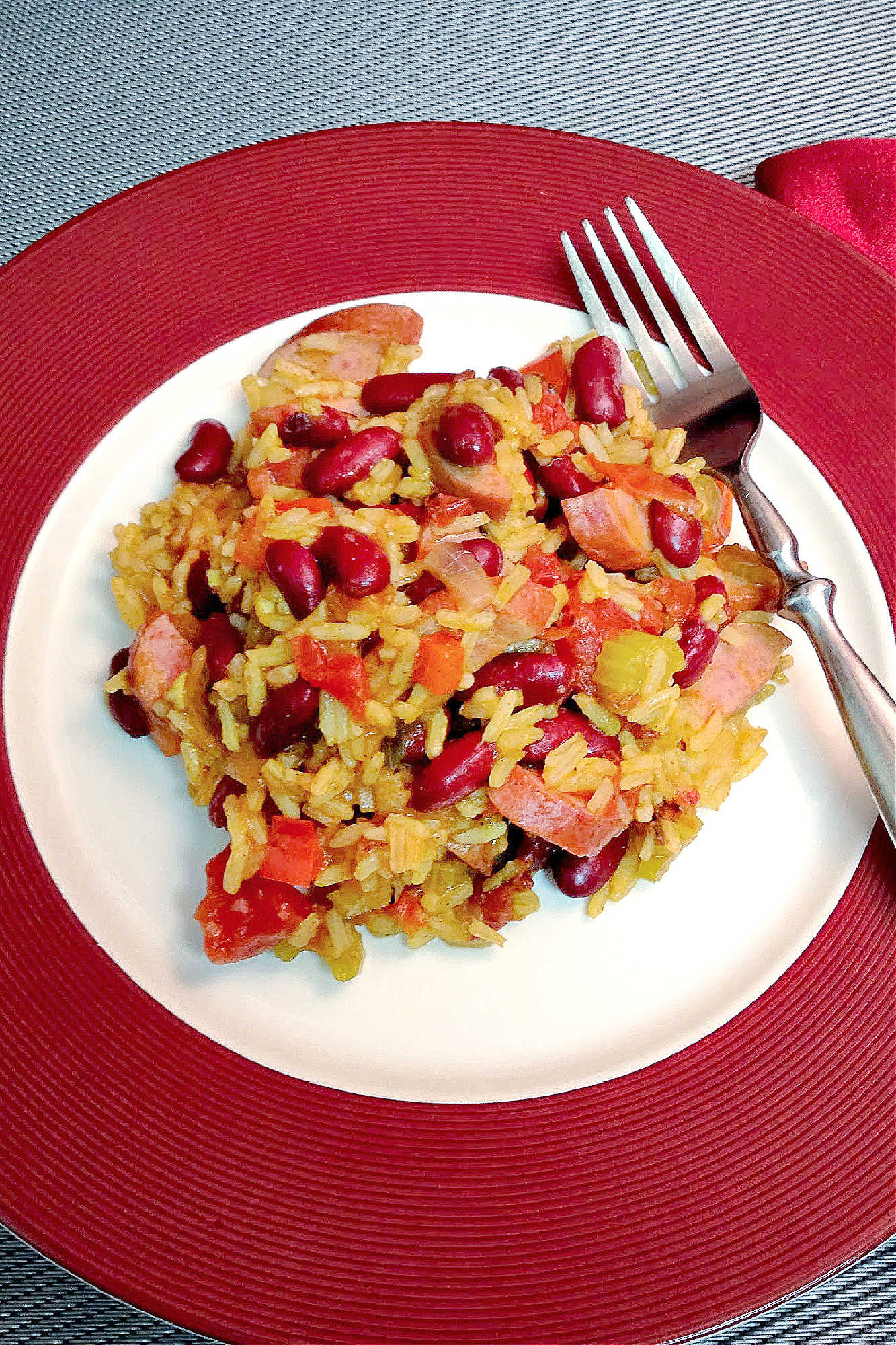 Quick One Pot Red Beans and Rice is a budget-friendly Cajun dinner with turkey kielbasa. Perfect for easy weeknight dinners, family meals, meal prep, and National Rice Month. #OnePotMeal #RedBeansandRice #30MinuteMeals #BudgetFriendlyCooking #MealPrepDoneRight #CajunFood #EasyWeeknightDinner #RiceRecipes
